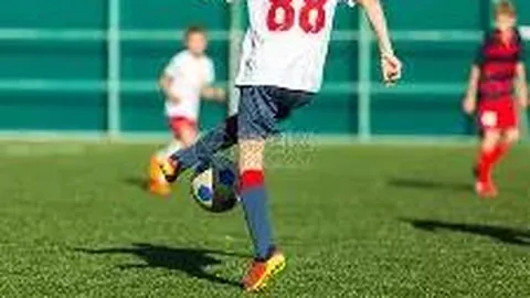 王力宏庆祝45岁生日，长发胡须造型引网友惊叹