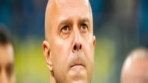 “独家曝光：伊卡尔迪疑霸占旺达居所，涉嫌性别不当行为”