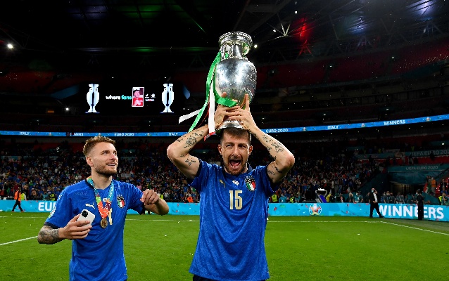 成为了全场 成为了全场